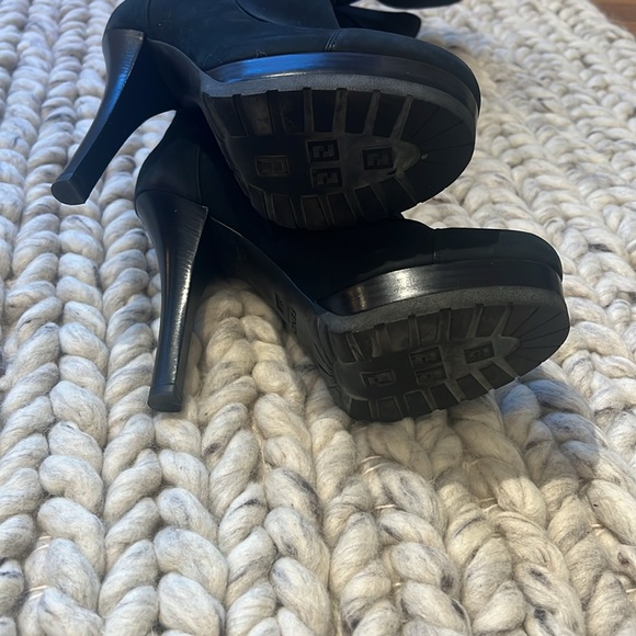 FENDI Stilhetto Platform Boots - Picture 4 of 10
